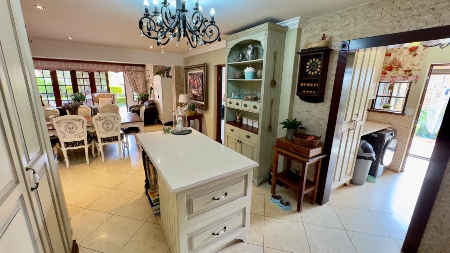 4 Bedroom Property for Sale in Moreleta Park Gauteng