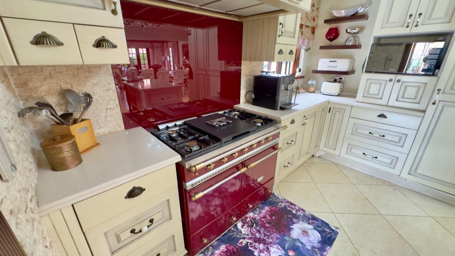 4 Bedroom Property for Sale in Moreleta Park Gauteng