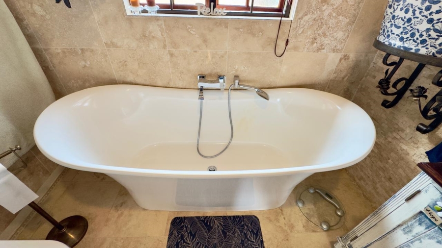 4 Bedroom Property for Sale in Moreleta Park Gauteng