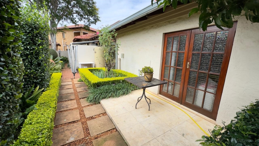 4 Bedroom Property for Sale in Moreleta Park Gauteng