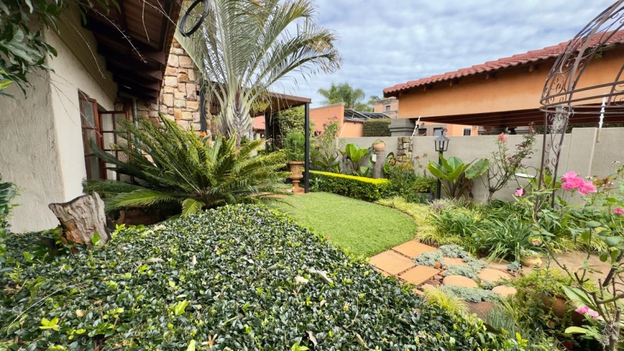 4 Bedroom Property for Sale in Moreleta Park Gauteng