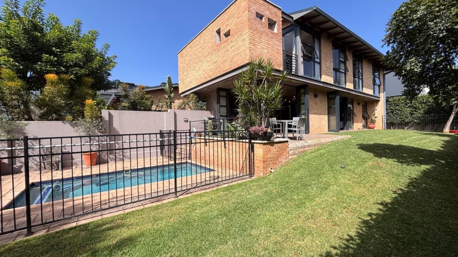 4 Bedroom Property for Sale in Midstream Estate Gauteng