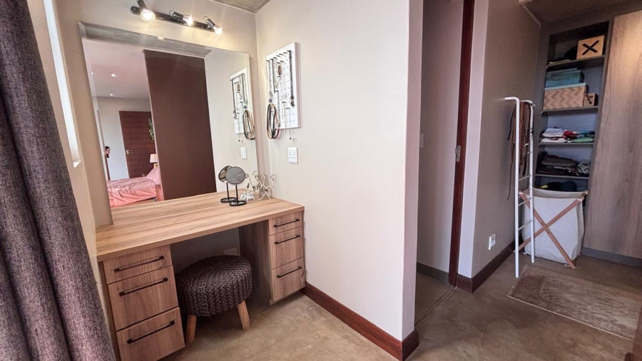 4 Bedroom Property for Sale in Midstream Estate Gauteng