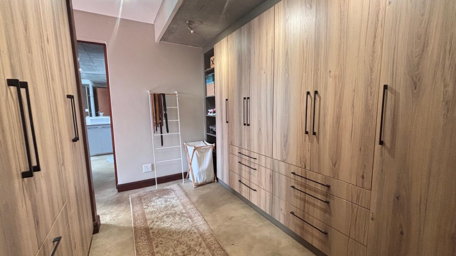 4 Bedroom Property for Sale in Midstream Estate Gauteng