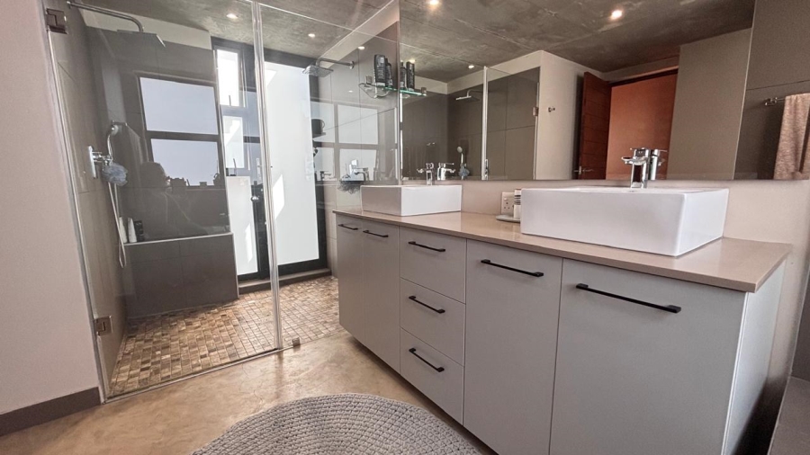 4 Bedroom Property for Sale in Midstream Estate Gauteng