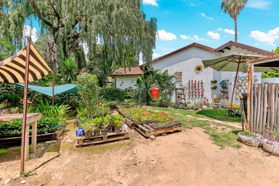 To Let 3 Bedroom Property for Rent in Weltevreden Park Gauteng