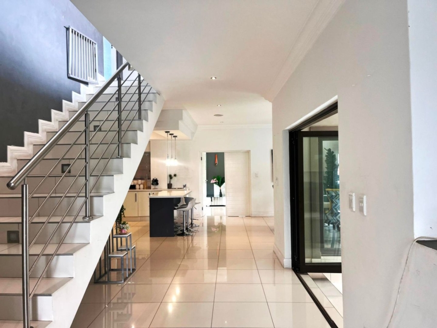 3 Bedroom Property for Sale in Kosmosdal Gauteng