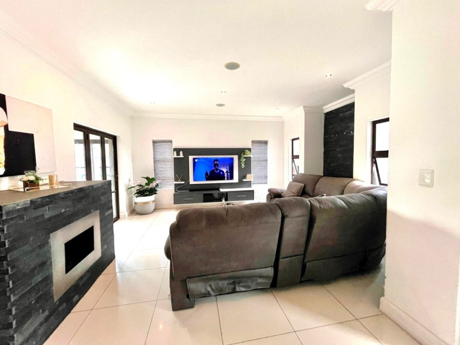 3 Bedroom Property for Sale in Kosmosdal Gauteng