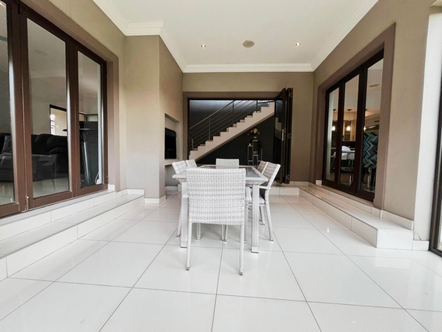 3 Bedroom Property for Sale in Kosmosdal Gauteng