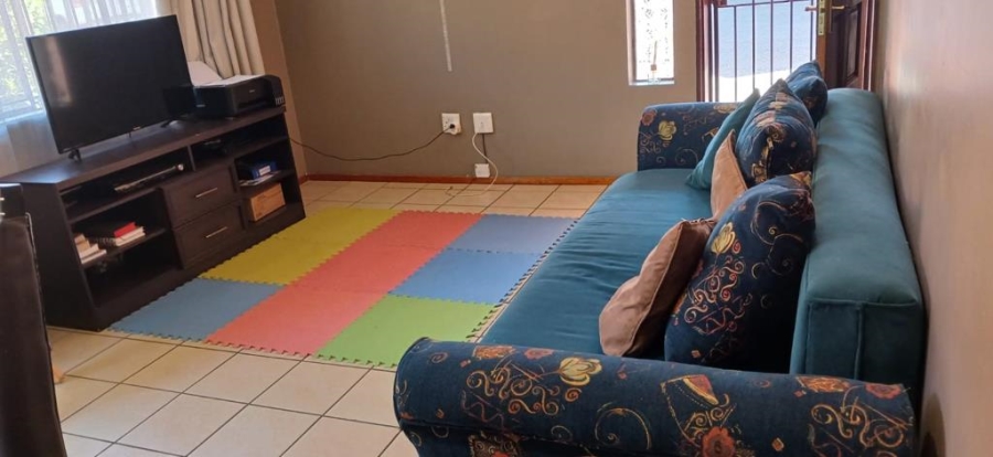 2 Bedroom Property for Sale in Halfway House Gauteng