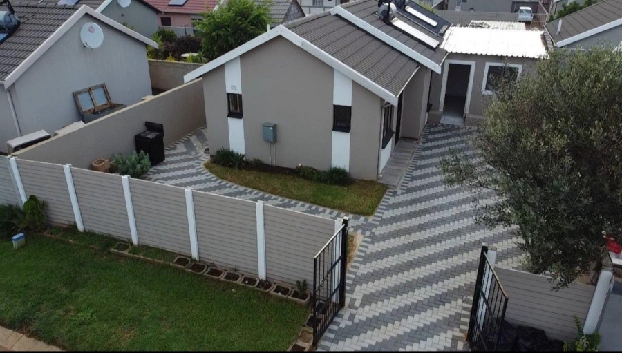 3 Bedroom Property for Sale in Sky City Gauteng