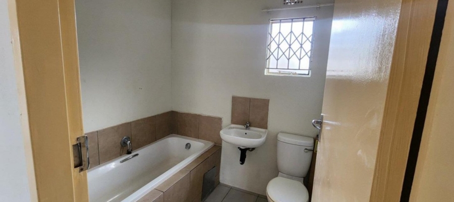 3 Bedroom Property for Sale in Sky City Gauteng