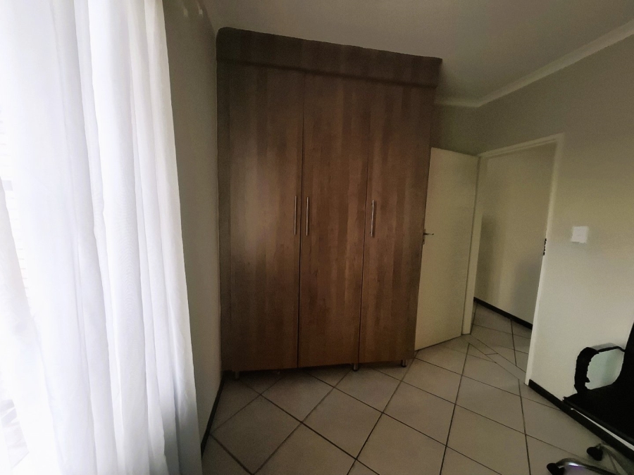 To Let 2 Bedroom Property for Rent in Mooikloof Ridge Gauteng