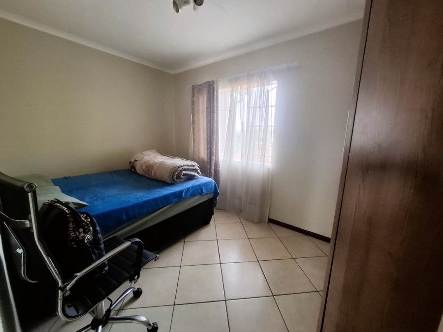 To Let 2 Bedroom Property for Rent in Mooikloof Ridge Gauteng