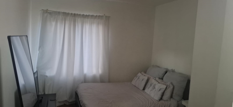 To Let 1 Bedroom Property for Rent in Riviera Gauteng