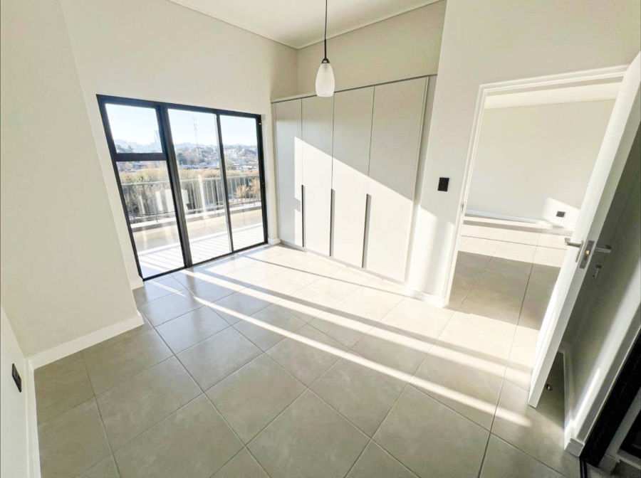 1 Bedroom Property for Sale in Waterfall Heights Gauteng