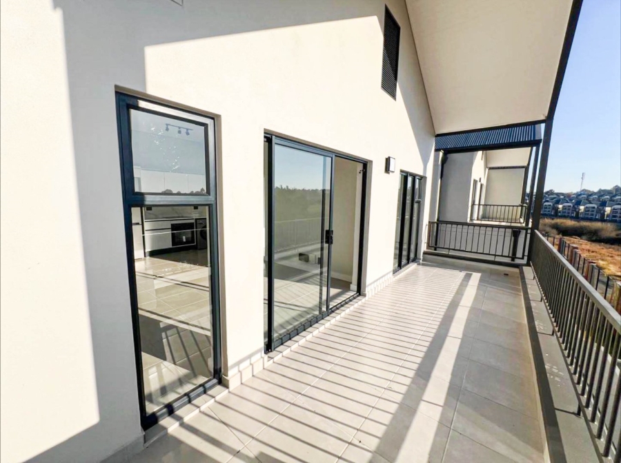 1 Bedroom Property for Sale in Waterfall Heights Gauteng