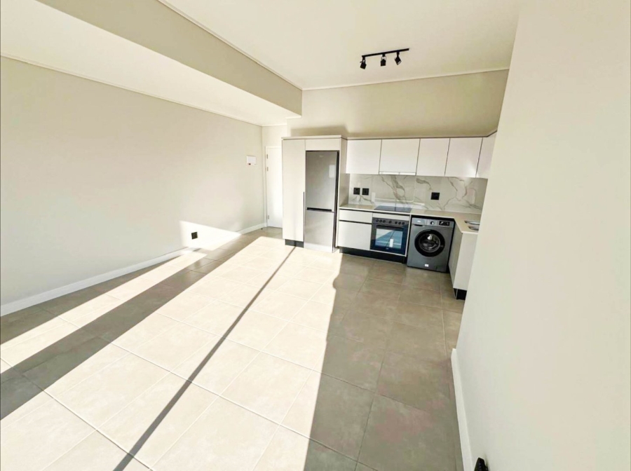 1 Bedroom Property for Sale in Waterfall Heights Gauteng