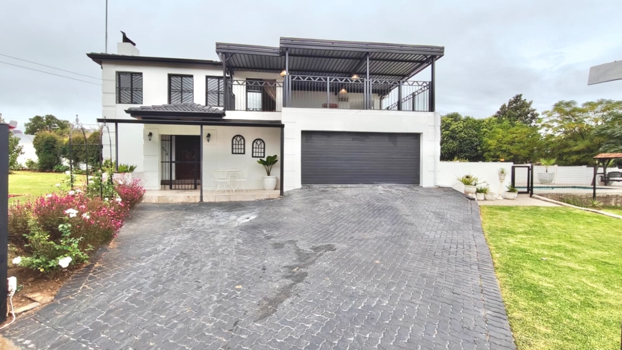 4 Bedroom Property for Sale in Vaal Marina Gauteng
