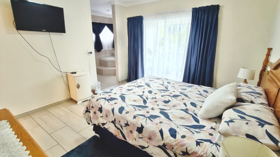 4 Bedroom Property for Sale in Vaal Marina Gauteng