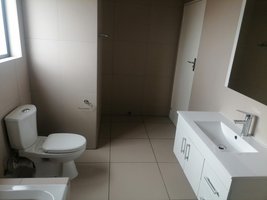 2 Bedroom Property for Sale in Lilianton Gauteng
