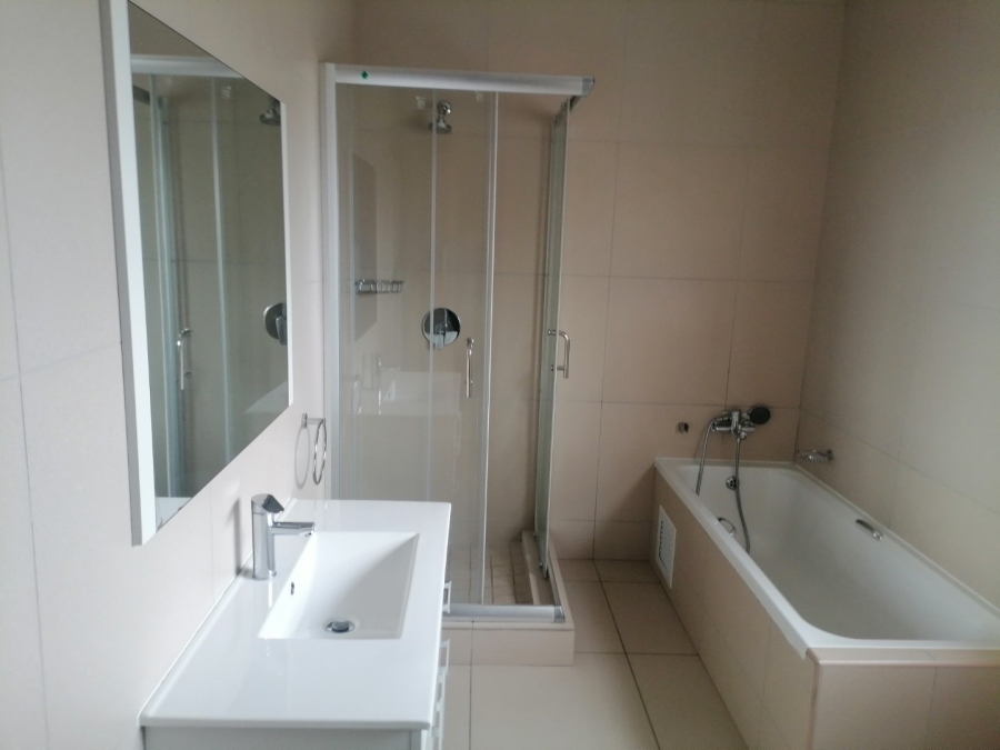 2 Bedroom Property for Sale in Lilianton Gauteng