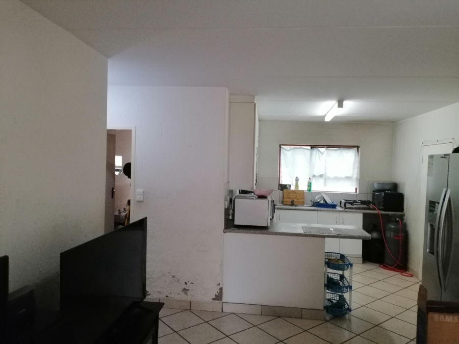 2 Bedroom Property for Sale in Beyers Park Gauteng