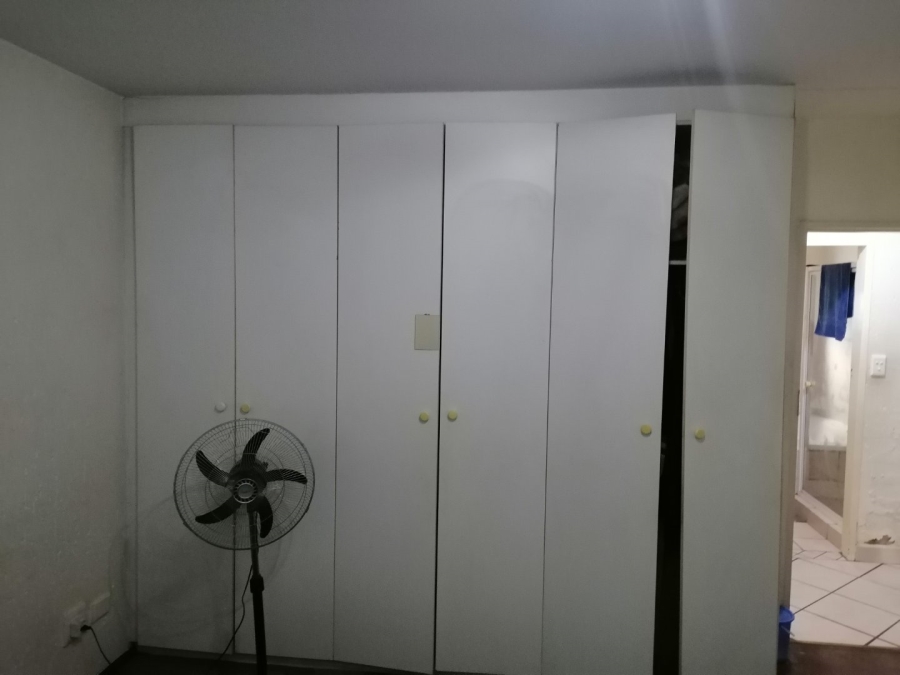 2 Bedroom Property for Sale in Beyers Park Gauteng