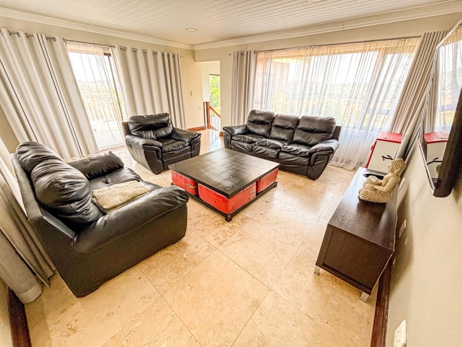 5 Bedroom Property for Sale in Ridgeway Gauteng