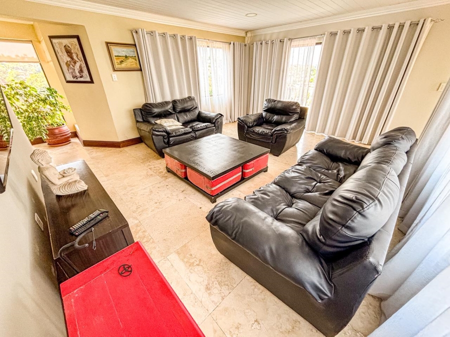 5 Bedroom Property for Sale in Ridgeway Gauteng