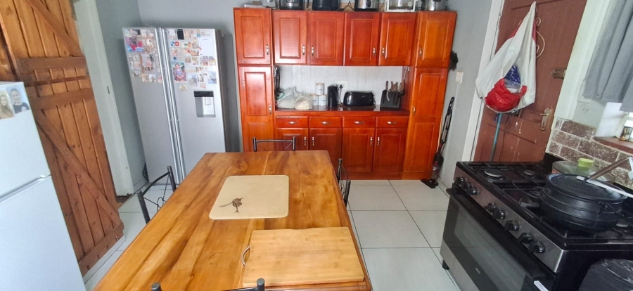 5 Bedroom Property for Sale in Mountain View Gauteng