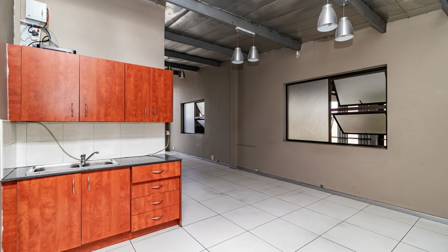 Commercial Property for Sale in Halfway House Gauteng