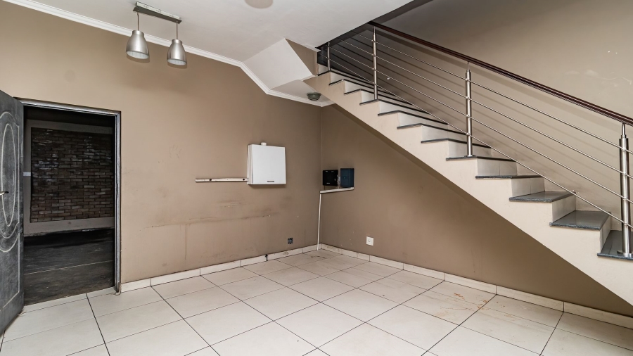 Commercial Property for Sale in Halfway House Gauteng