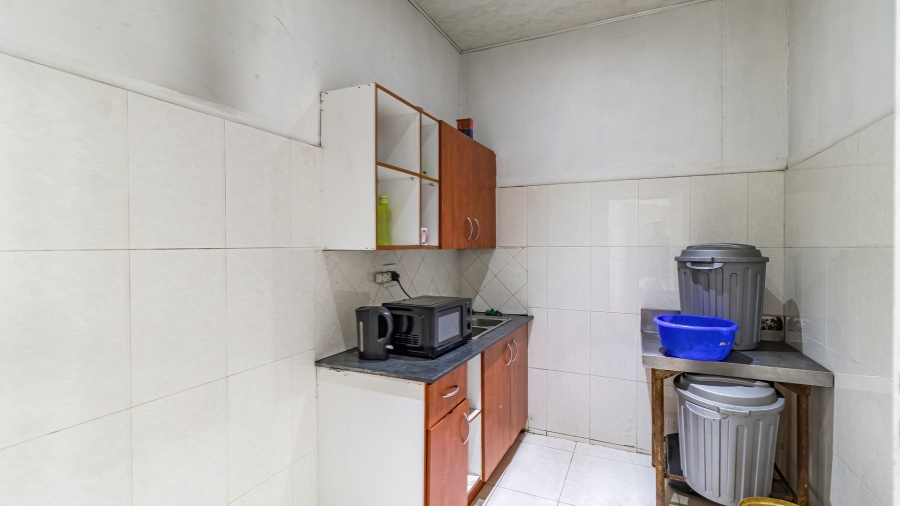 Commercial Property for Sale in Halfway House Gauteng