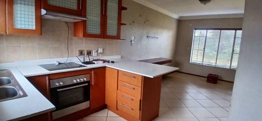 To Let 2 Bedroom Property for Rent in Heuwelsig Estate Gauteng