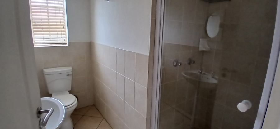 To Let 2 Bedroom Property for Rent in Heuwelsig Estate Gauteng