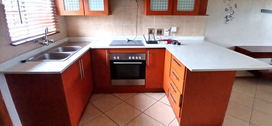 To Let 2 Bedroom Property for Rent in Heuwelsig Estate Gauteng