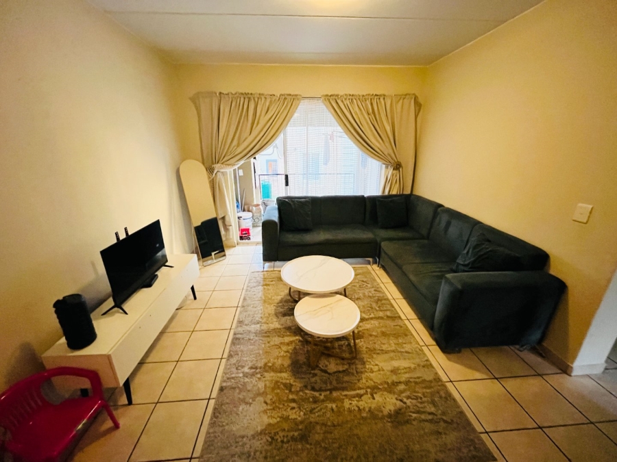 2 Bedroom Property for Sale in North Riding Gauteng