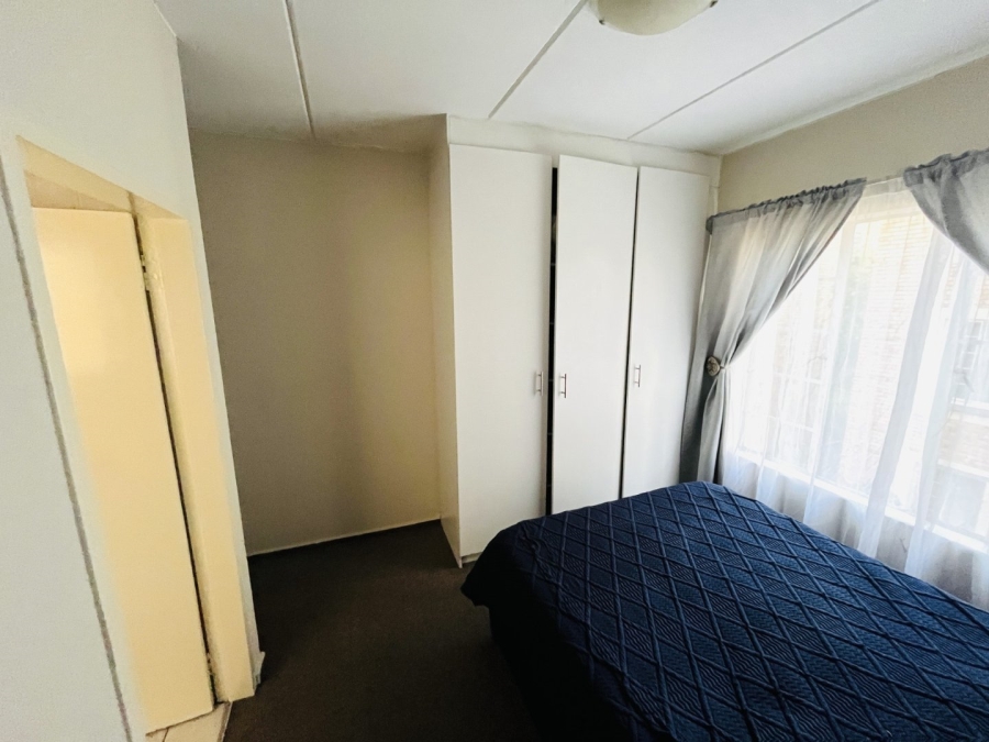 2 Bedroom Property for Sale in North Riding Gauteng