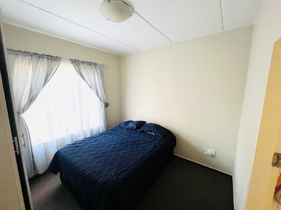 2 Bedroom Property for Sale in North Riding Gauteng