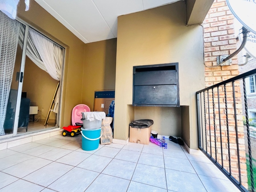 2 Bedroom Property for Sale in North Riding Gauteng