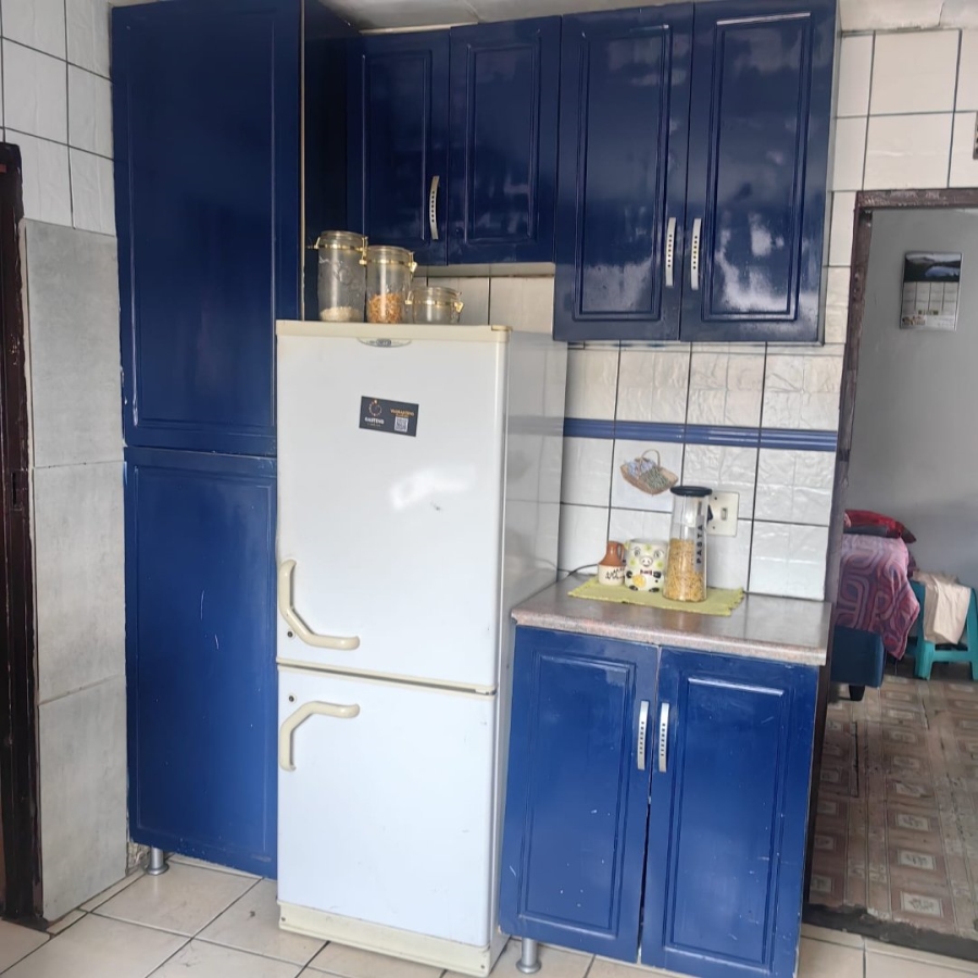2 Bedroom Property for Sale in Zola Gauteng