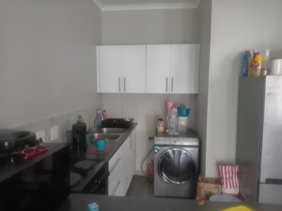 2 Bedroom Property for Sale in Heatherdale AH Gauteng