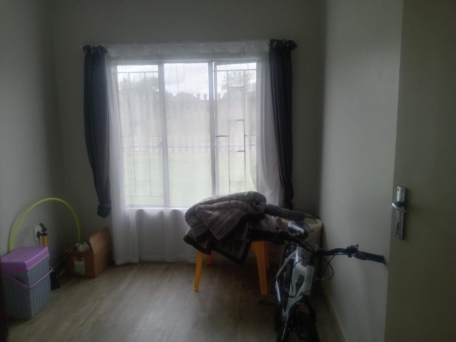 2 Bedroom Property for Sale in Heatherdale AH Gauteng