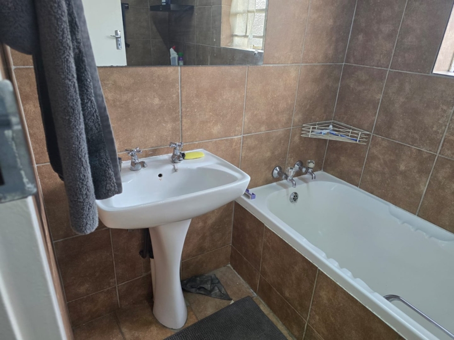 2 Bedroom Property for Sale in Atlasville Gauteng