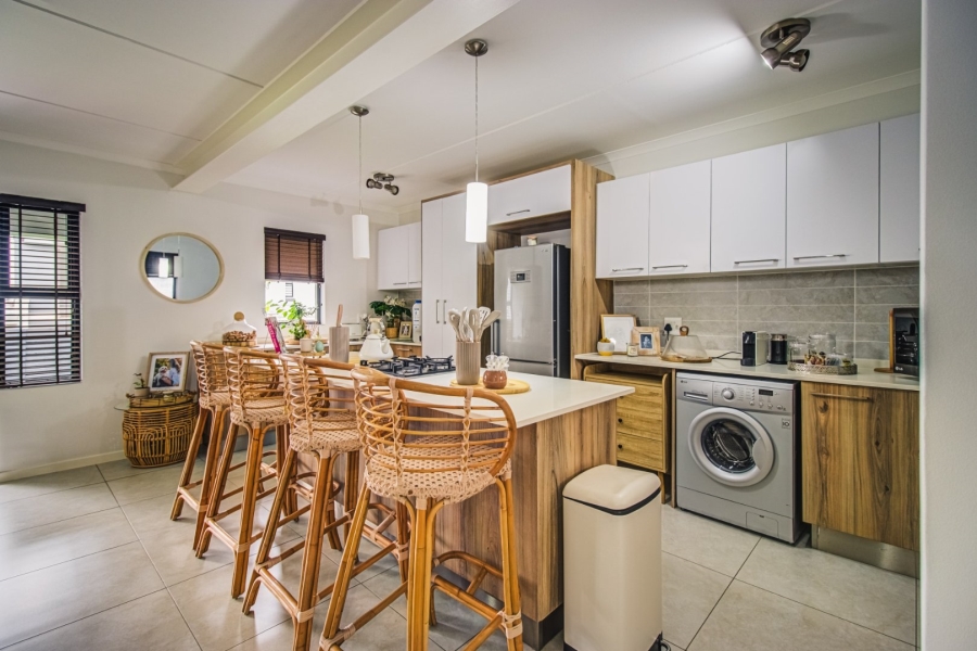 3 Bedroom Property for Sale in Longlake Gauteng