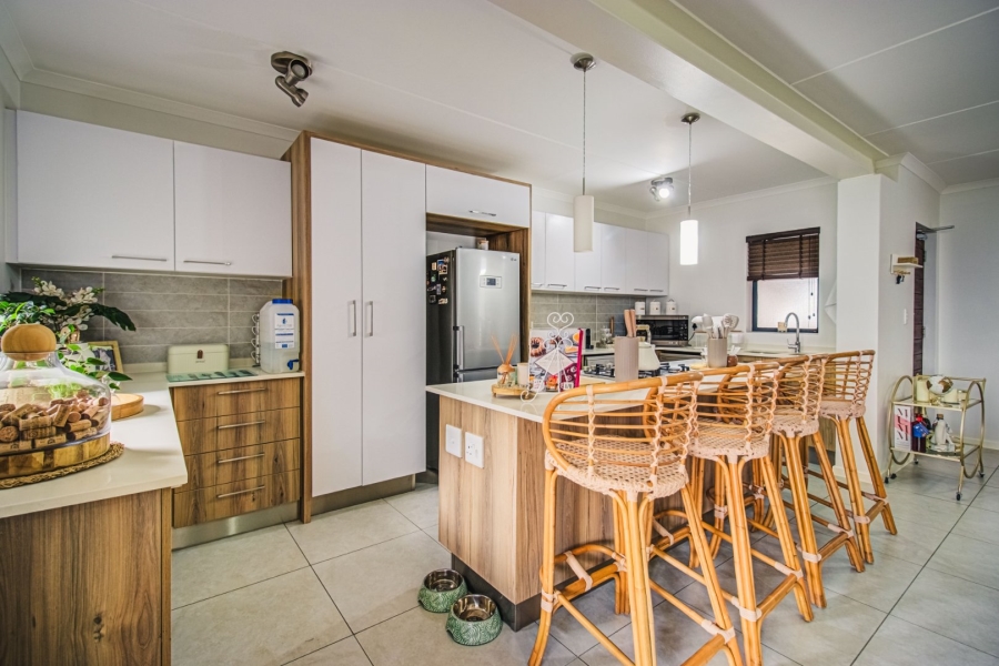 3 Bedroom Property for Sale in Longlake Gauteng