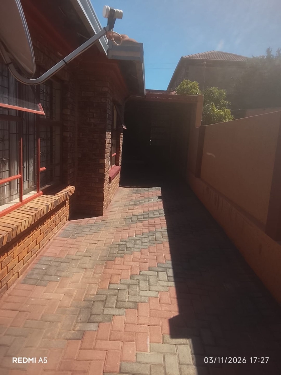 3 Bedroom Property for Sale in Soshanguve East Ext 3 Gauteng