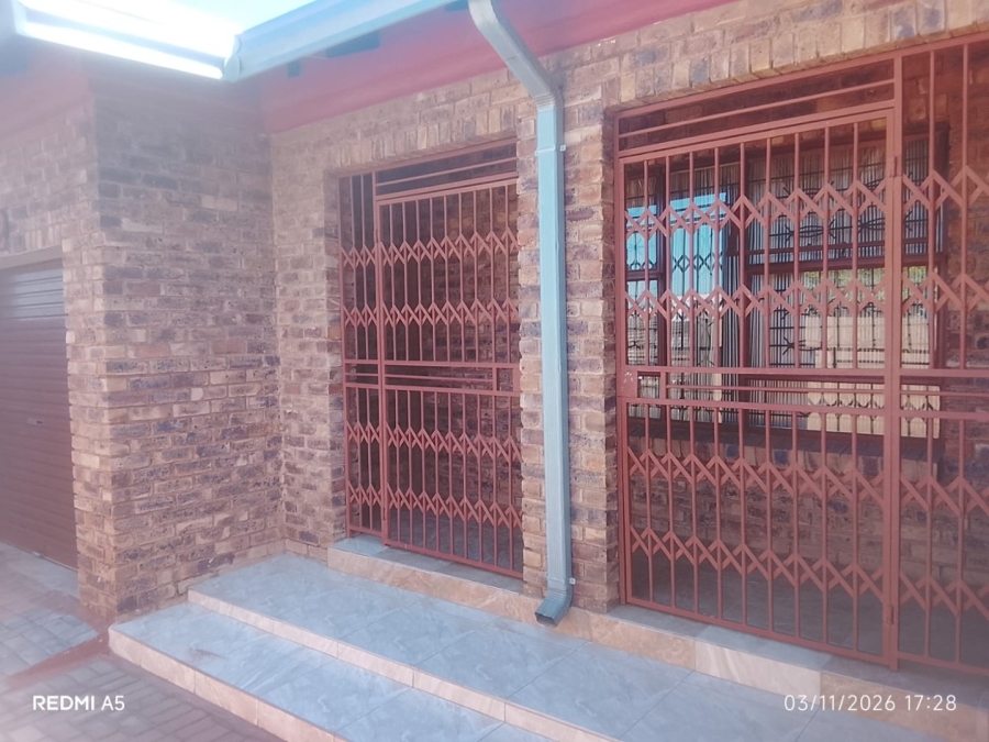 3 Bedroom Property for Sale in Soshanguve East Ext 3 Gauteng
