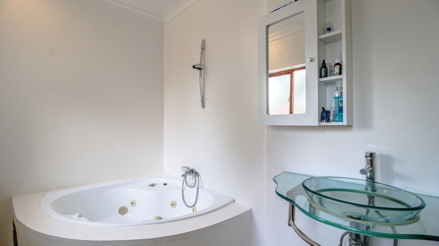 3 Bedroom Property for Sale in Birch Acres Gauteng